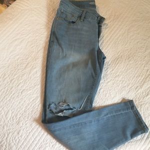Old navy light wash jeans